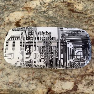 Oakley Square O hard case sunglasses